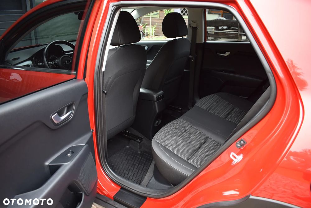 Kia Stonic - 24