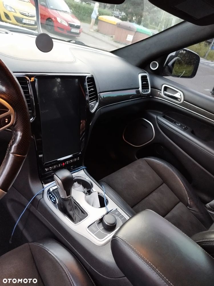 Jeep Grand Cherokee 6.4 V8 Hemi 4WD Automatik SRT - 24