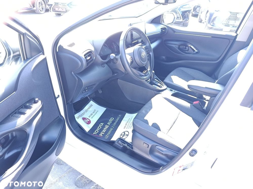Toyota Yaris - 17