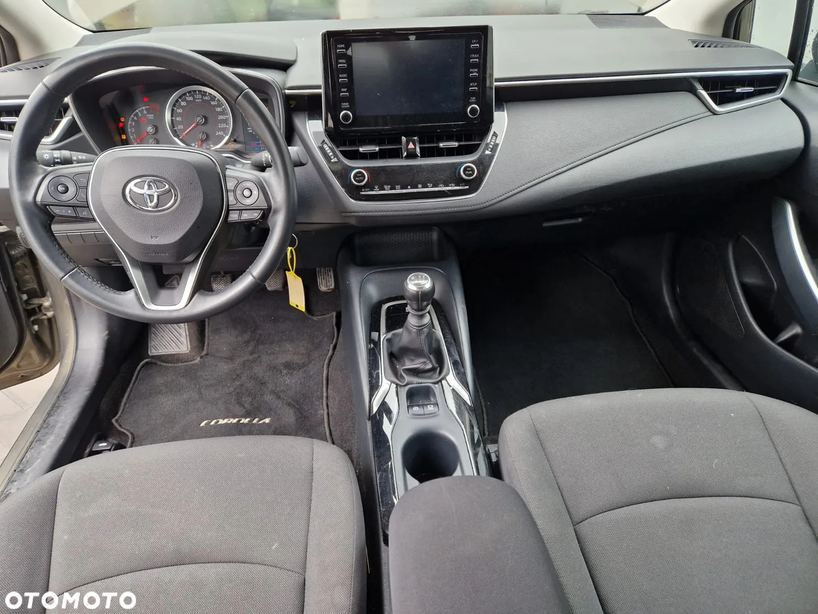 Toyota Corolla 1.5 Active - 17