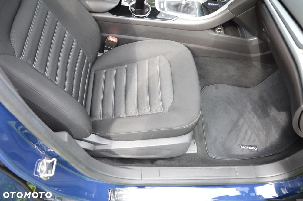 Ford Mondeo 2.0 TDCi Trend - 16