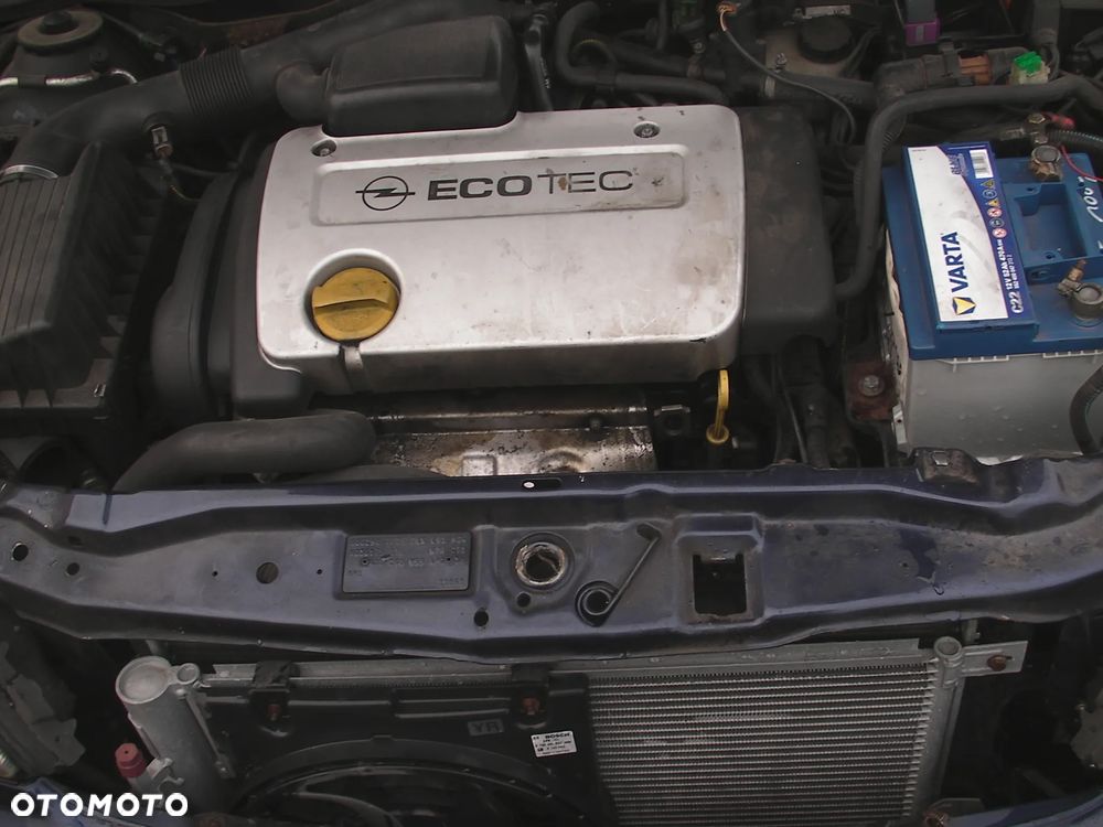 Opel Astra 1.6 16V 100 - 4