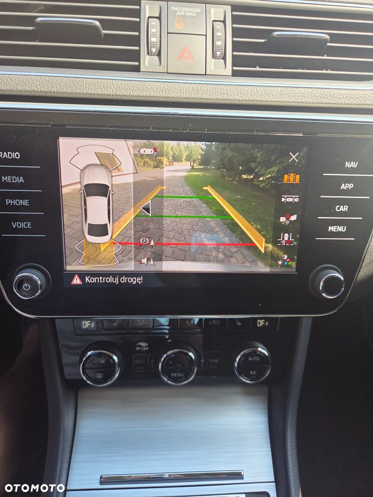 Skoda Superb 1.5 TSI Ambition DSG - 28