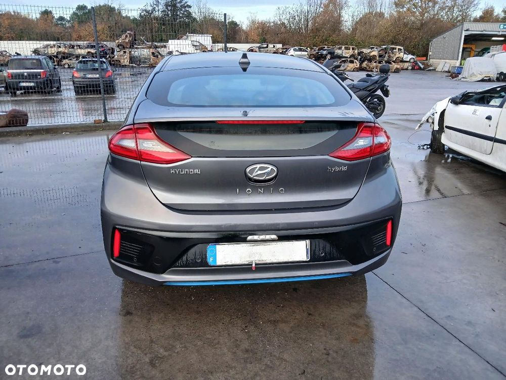 Hyundai IONIQ Plug-in hybrid Premium - 4