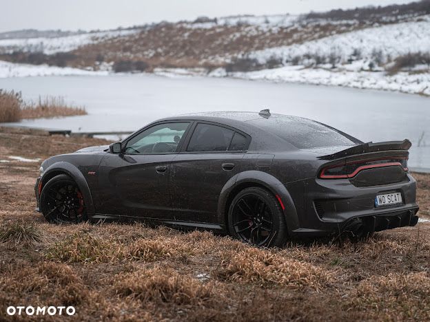 Dodge Charger 6.4 Scat Pack Widebody - 26