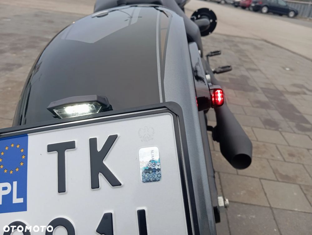 Harley-Davidson Softail Low Rider - 11