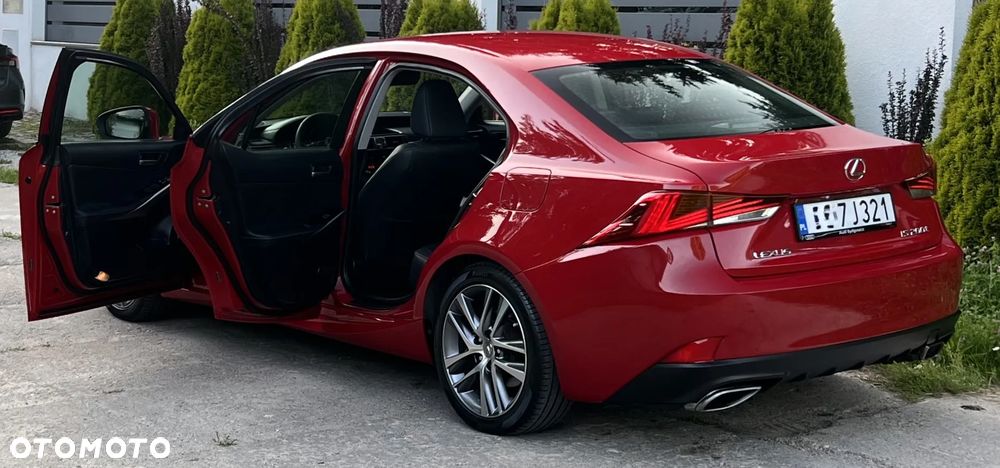 Lexus IS 200t F Sport - 9