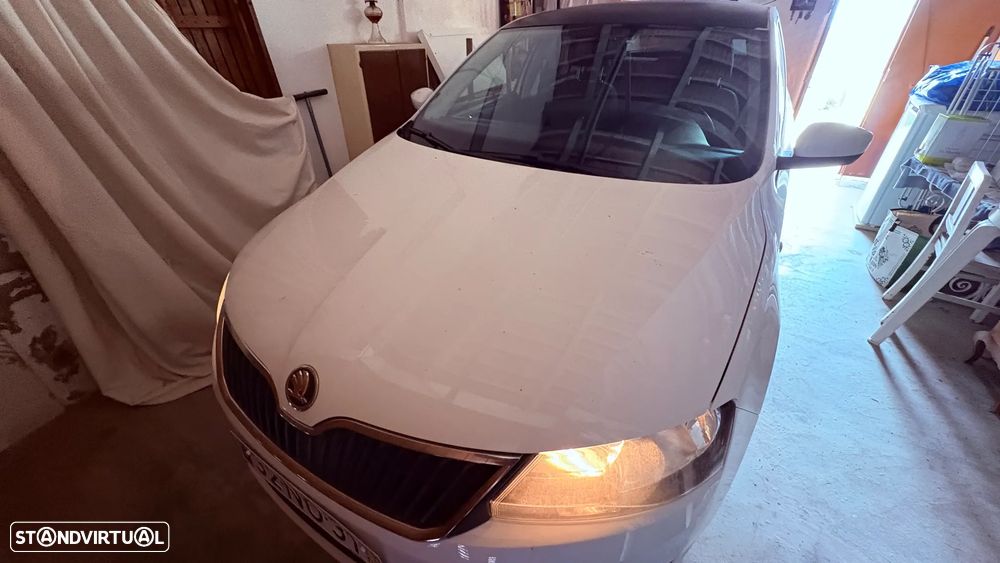 Skoda Rapid 1.6 TDI Active - 2