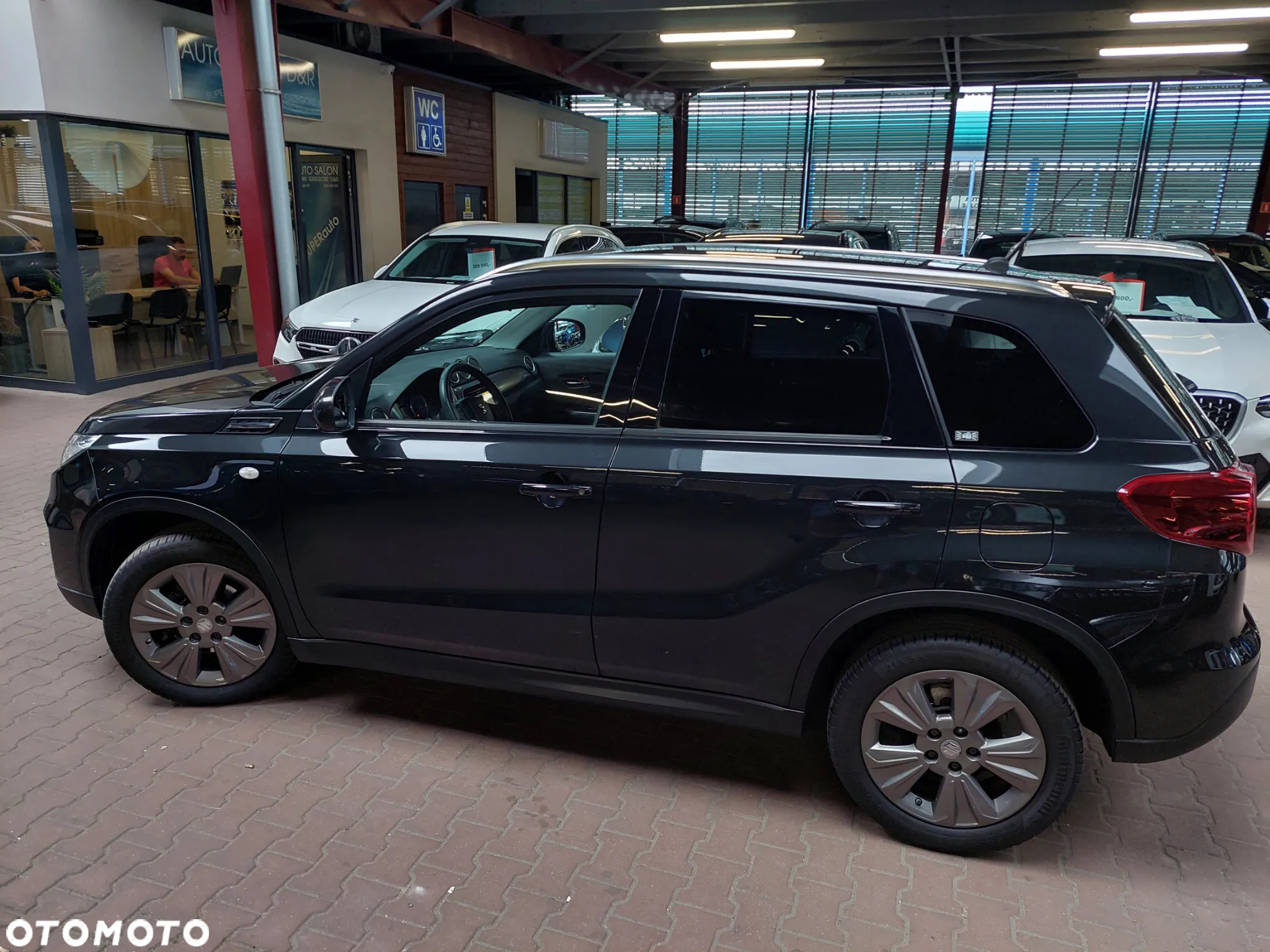 Suzuki Vitara 1.4 Boosterjet Premium 4WD - 32