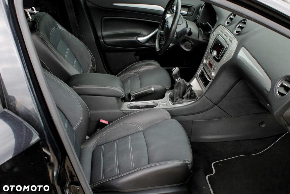 Ford Mondeo 2.0 Sport - 19