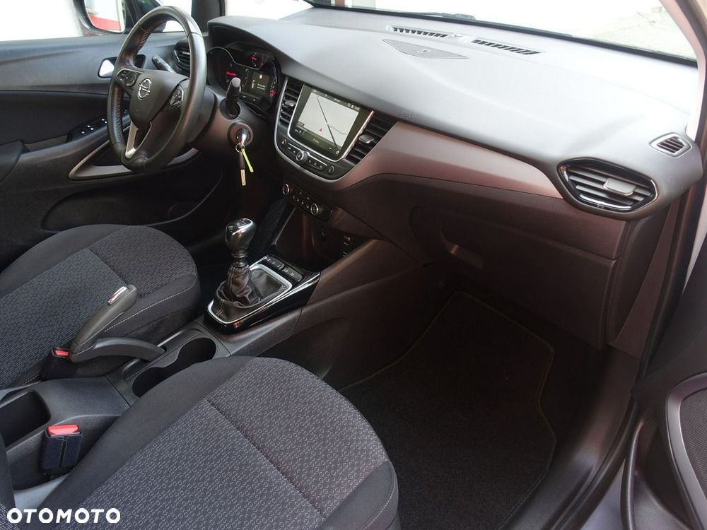 Opel Crossland - 13