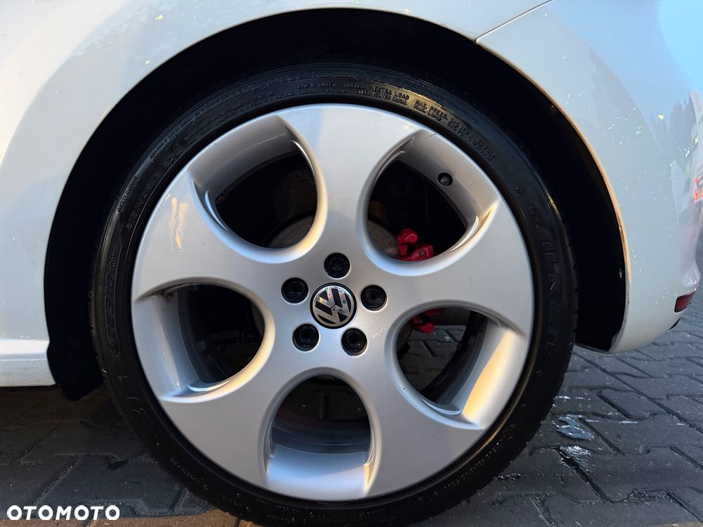 Volkswagen Polo - 14
