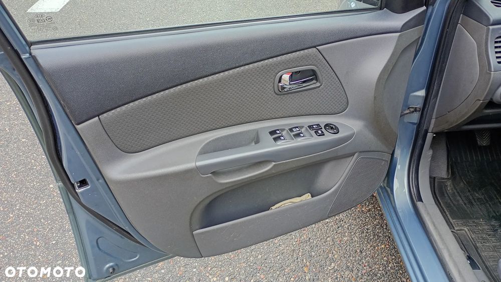 Kia Rio 1.4 Family - 12