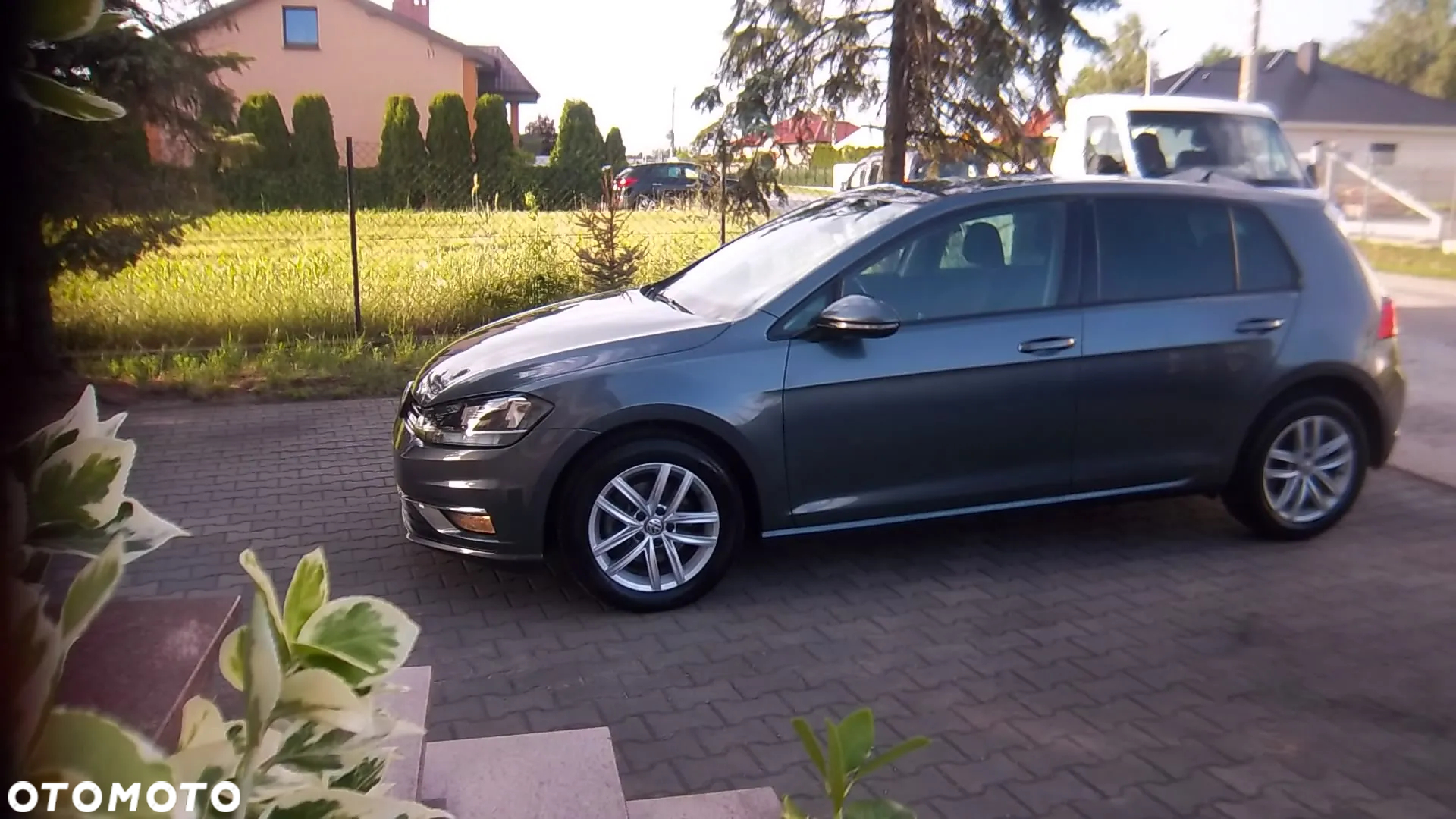 Volkswagen Golf VII 1.6 TDI BMT Comfortline - 18