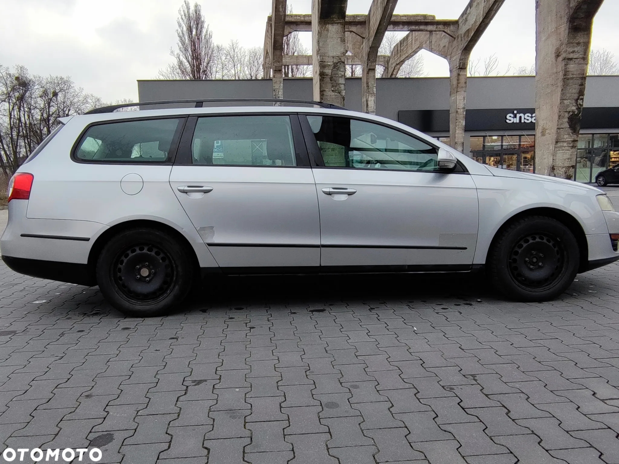 Volkswagen Passat 1.9 TDI Trendline - 3