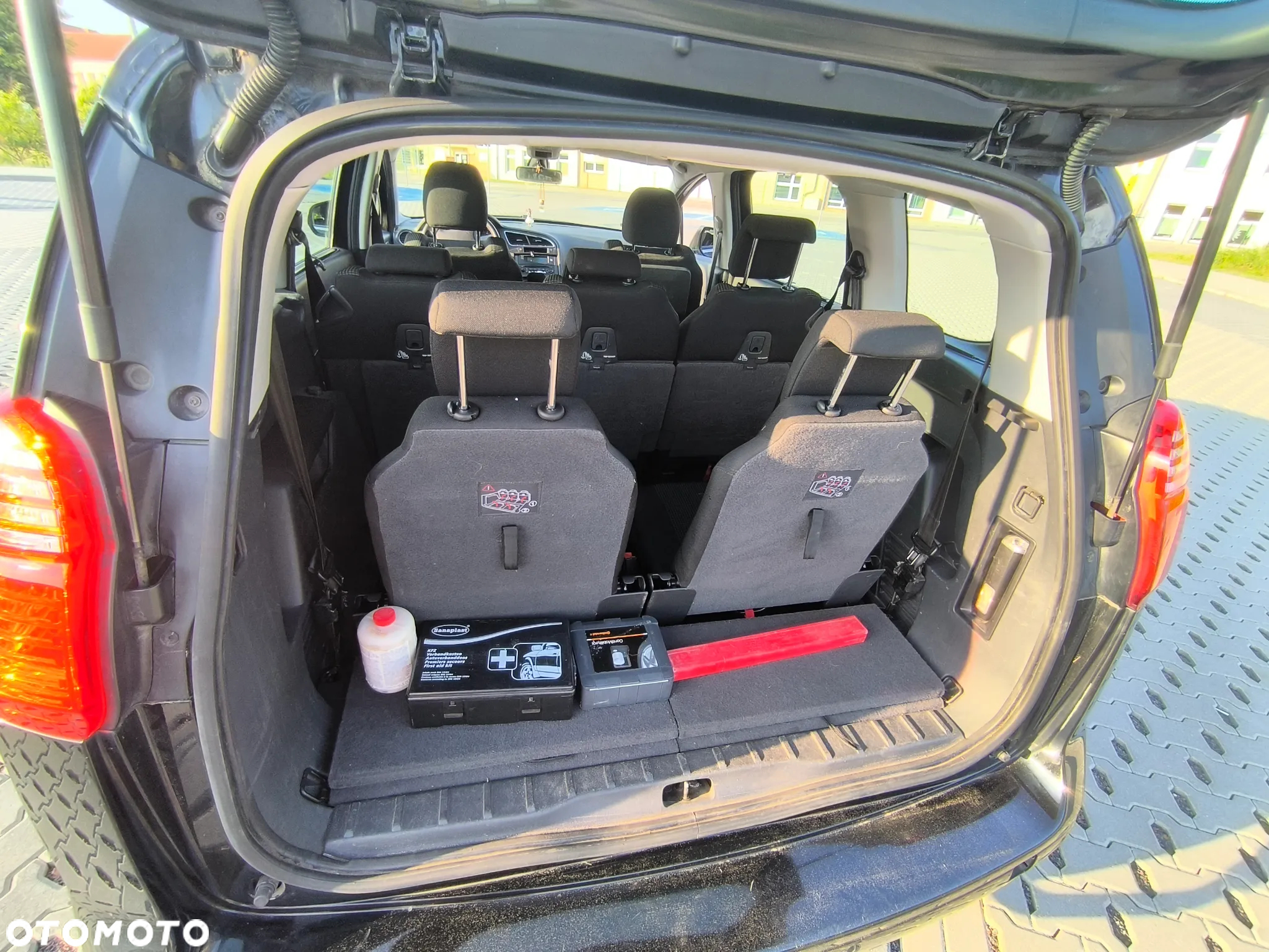 Peugeot 5008 1.6 Active 7os - 11