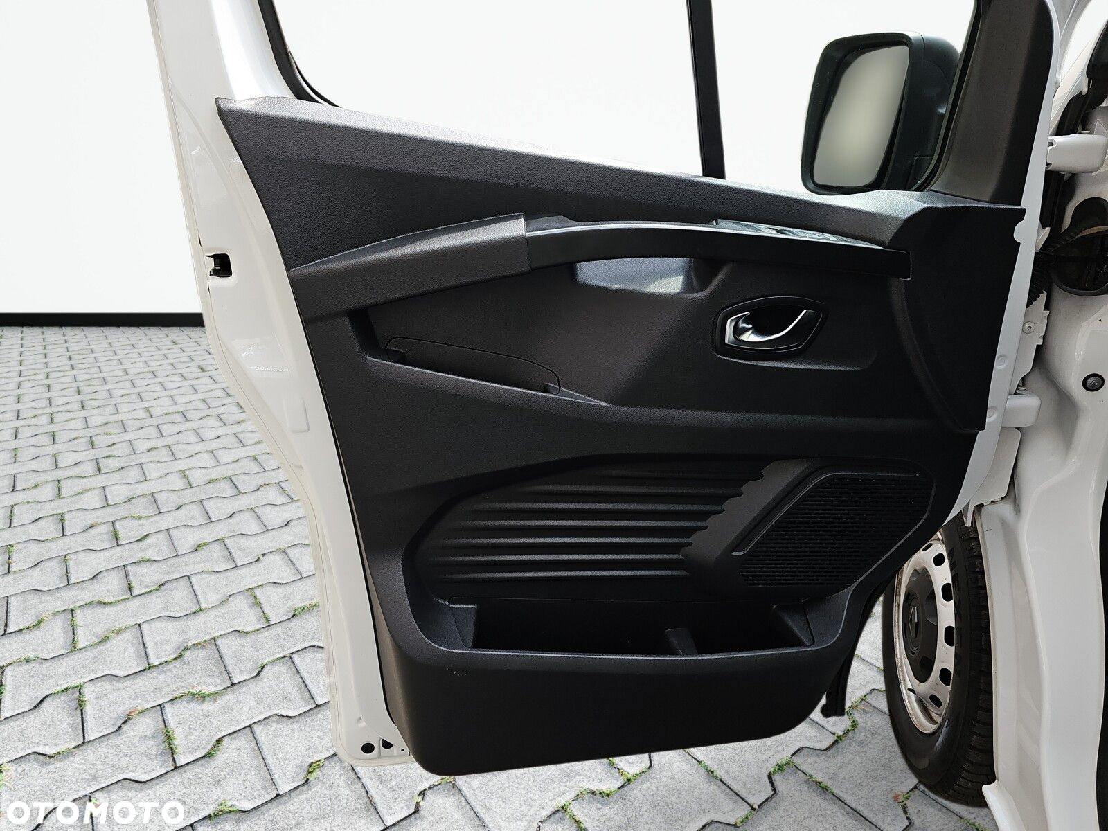 Renault Trafic - 18