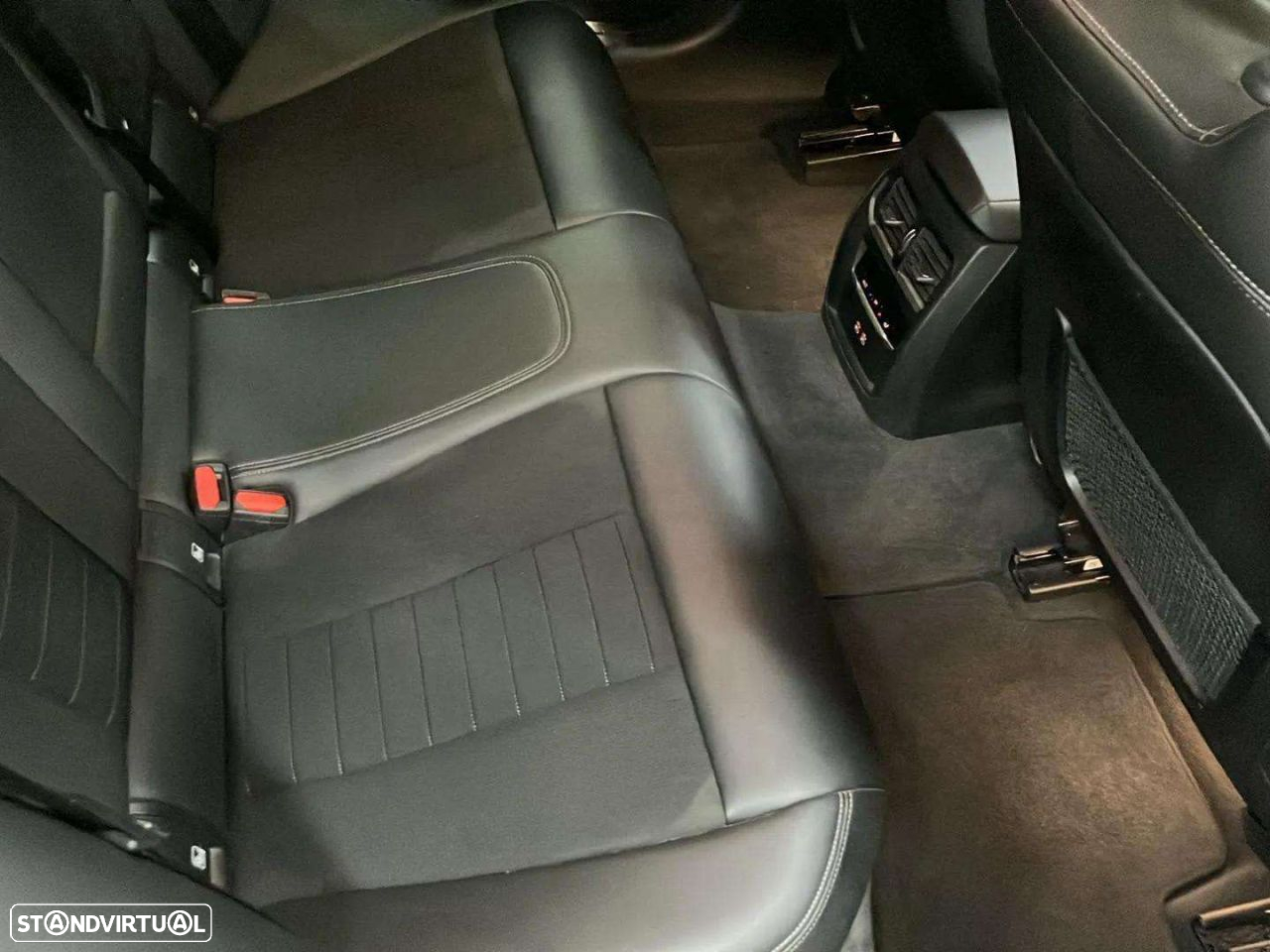 BMW 320 e Touring Corporate Edition Auto - 17