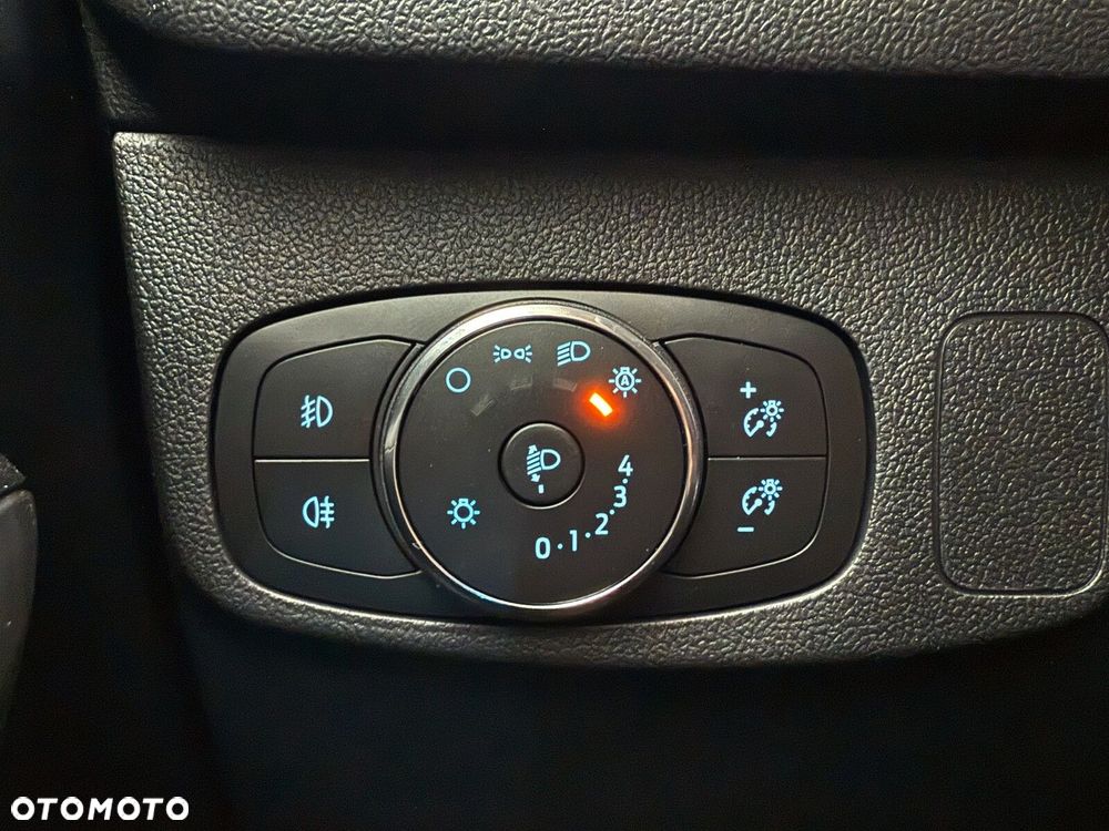 Ford Focus 1.0 EcoBoost mHEV Titanium X - 15