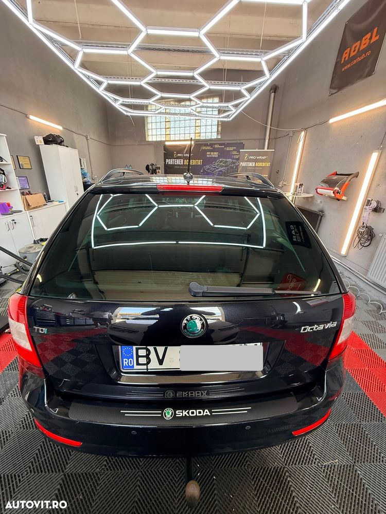Skoda Octavia 1.6 TDI AMBITION - 2