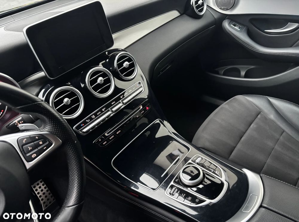 Mercedes-Benz GLC - 14