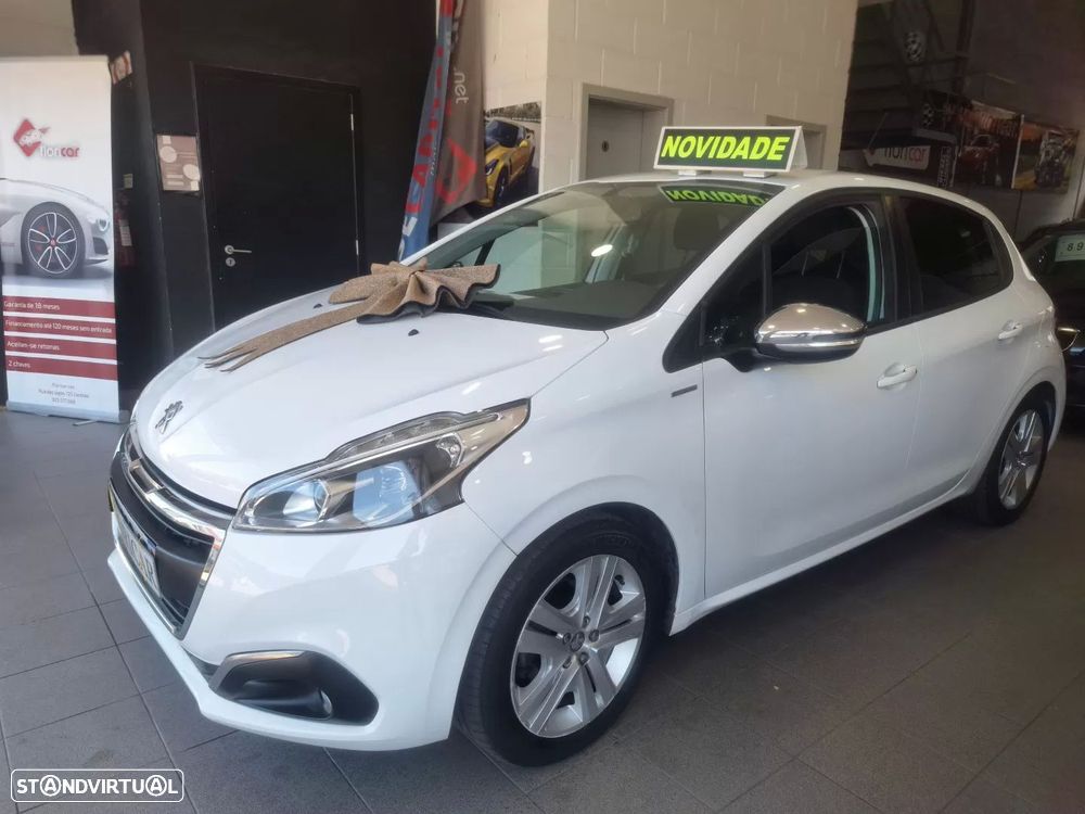 Peugeot 208 1.2 VTi SE Style - 12