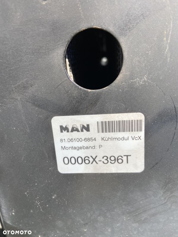 Komplet chłodnic MAN TGX euro 6 chłodnice 90 cm - 4