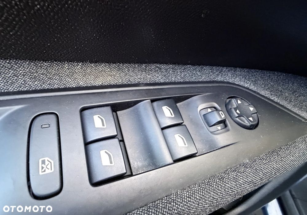 Peugeot 5008 1.5 BlueHDi Active S&S - 29