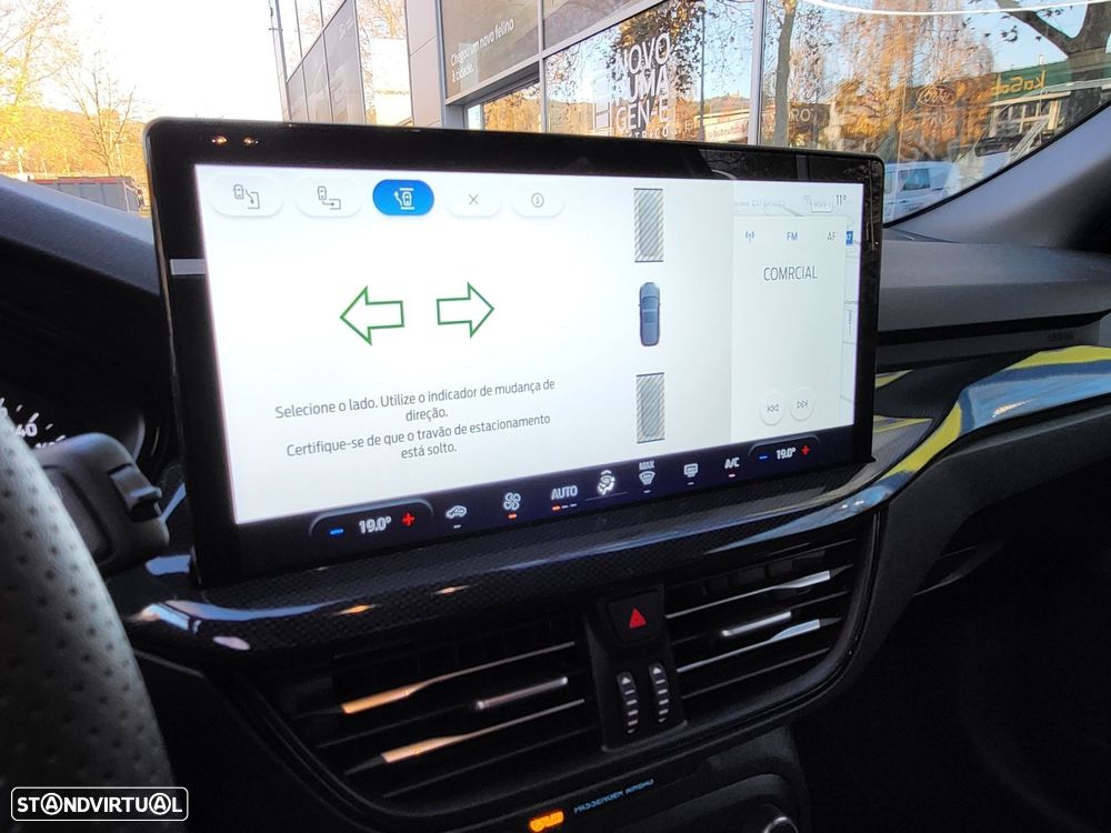 Ford Focus 1.0 EcoBoost MHEV ST-Line - 17