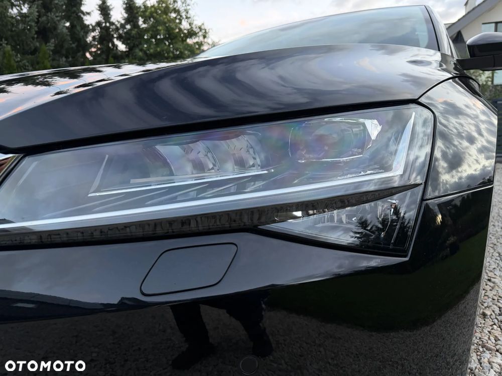 Skoda Superb 2.0 TDI SCR Style - 26