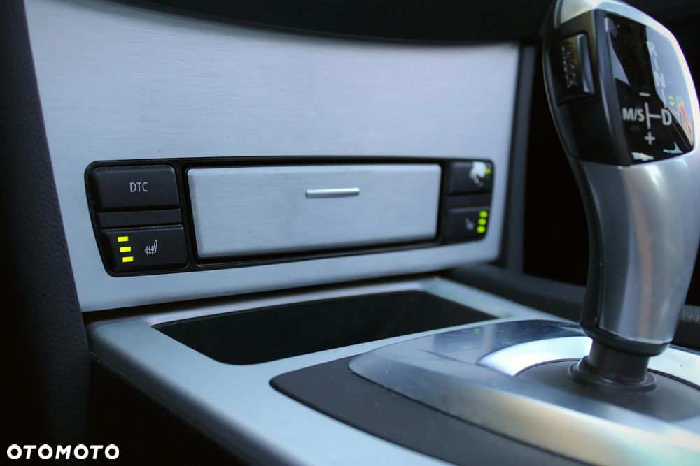 BMW Seria 5 530i - 34