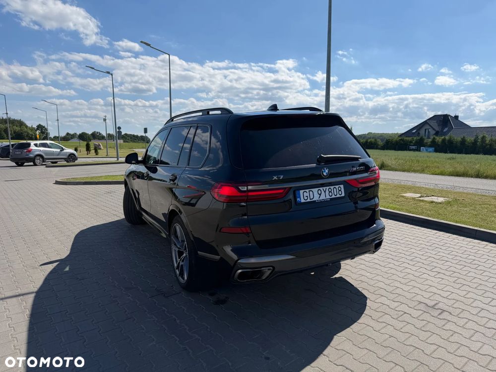 BMW X7 M50i sport - 17