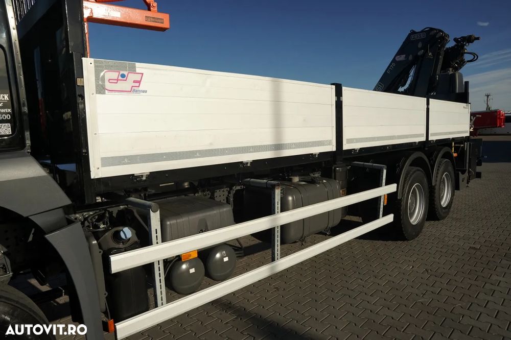Mercedes-Benz AROCS 2636 / 6x4 / CAROSERIE BALANȚĂ - 6,8 M / MACARA FASSI F175A.2.23 / CAPACITATE MAXIMĂ DE RIDICARE: 5.100 KG / ROTATOARE / TELECOMANDĂ / PODEA RESISTENTĂ / TRANSMISIE AUTOMATĂ - 17