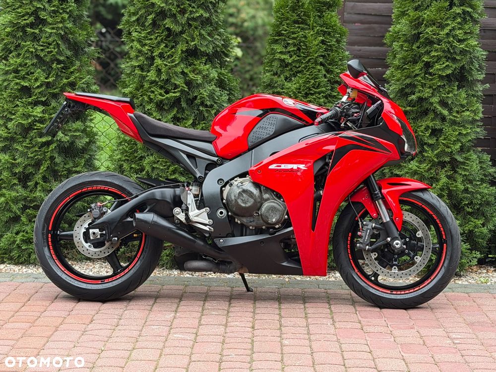 Honda CBR - 3