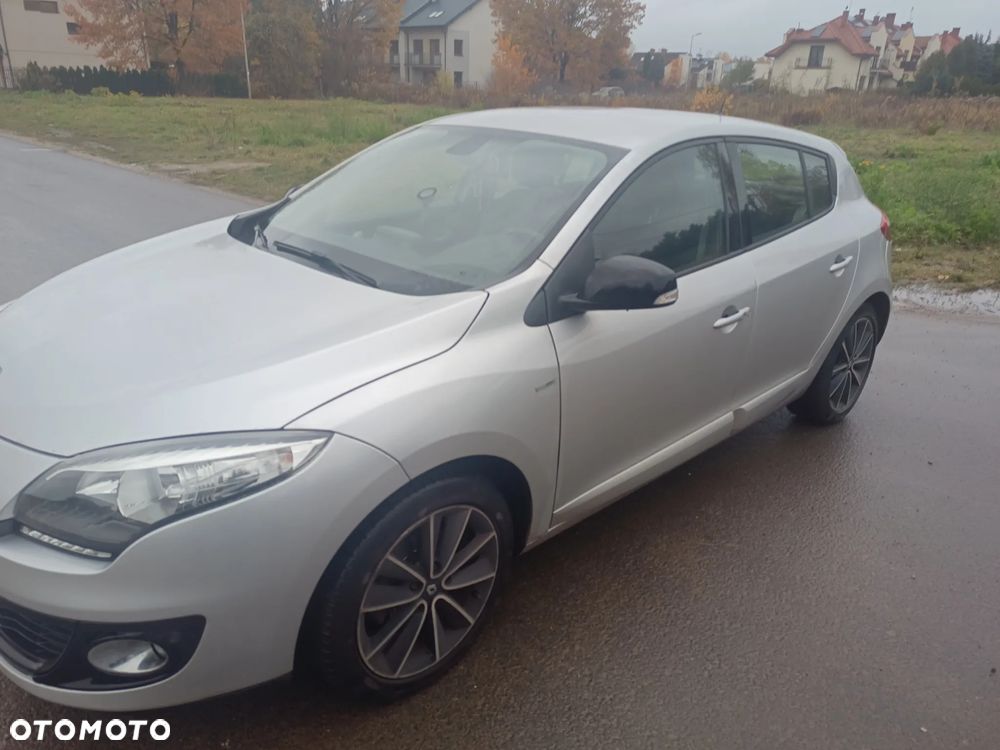 Renault Megane 2.0 140 CVT Bose Edition - 1