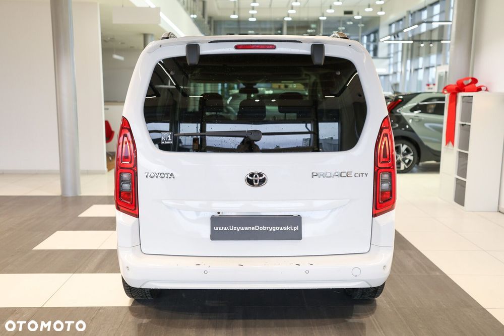 Toyota Proace City Verso 1.2 D-4T Family - 5