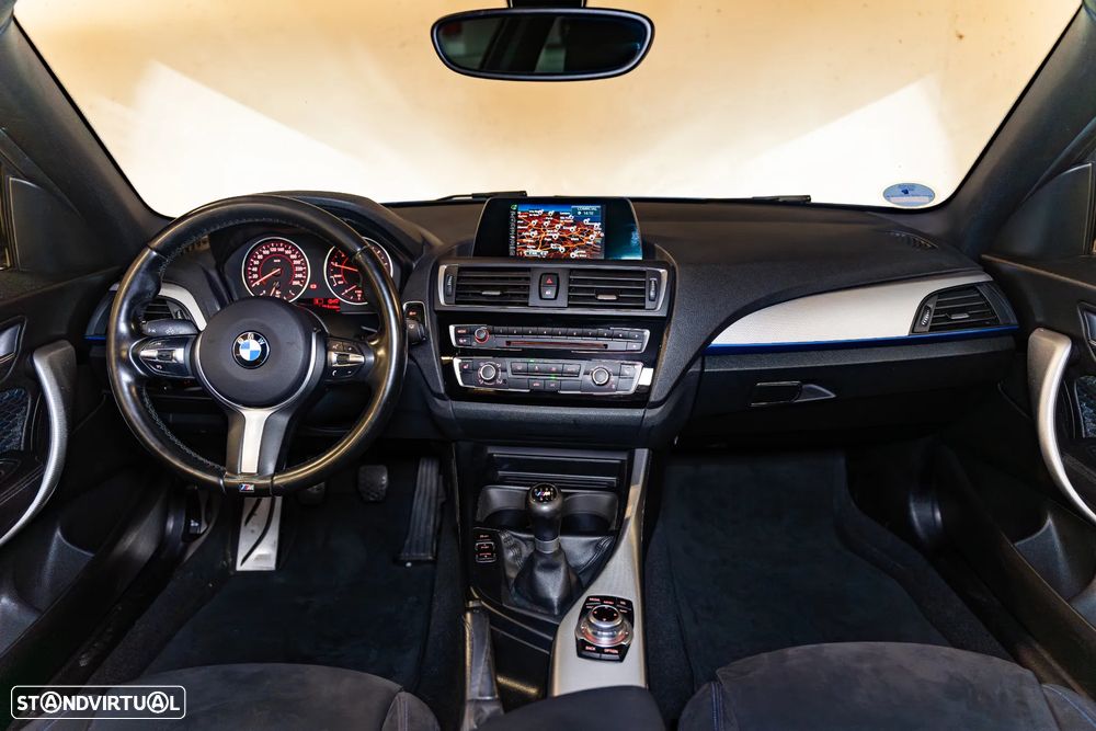 BMW 118 i Pack M - 8