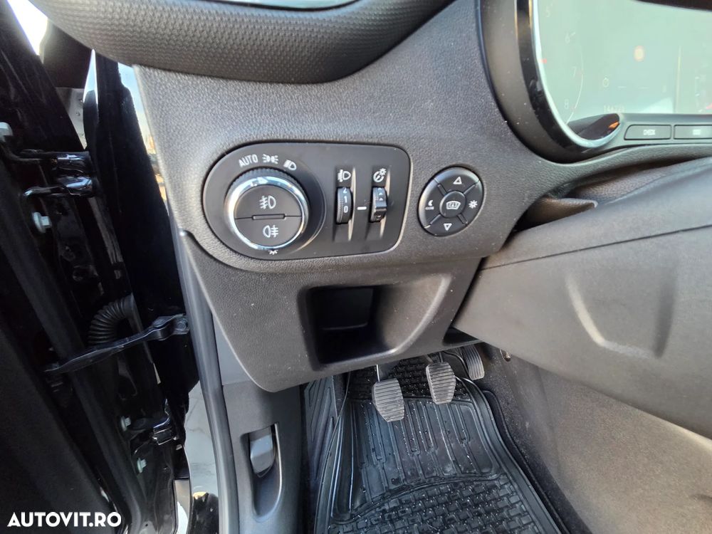 Opel Crossland X 1.2 Start/Stop Limited Edition - 32