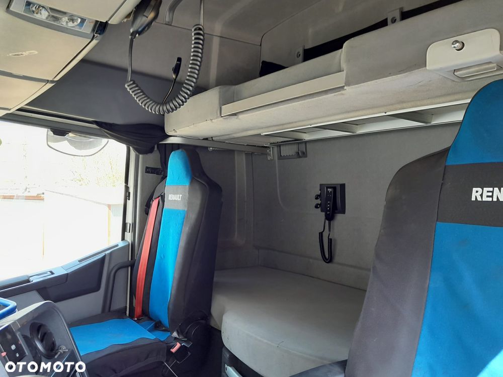 Renault T440 - 8