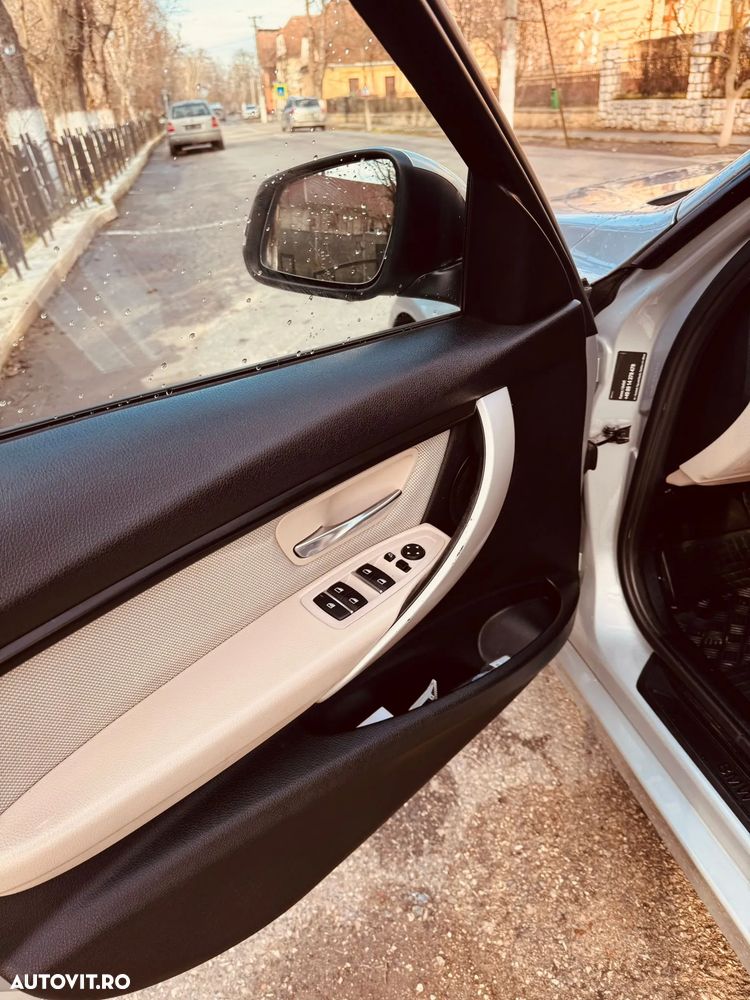 BMW Seria 3 318d Aut. - 14