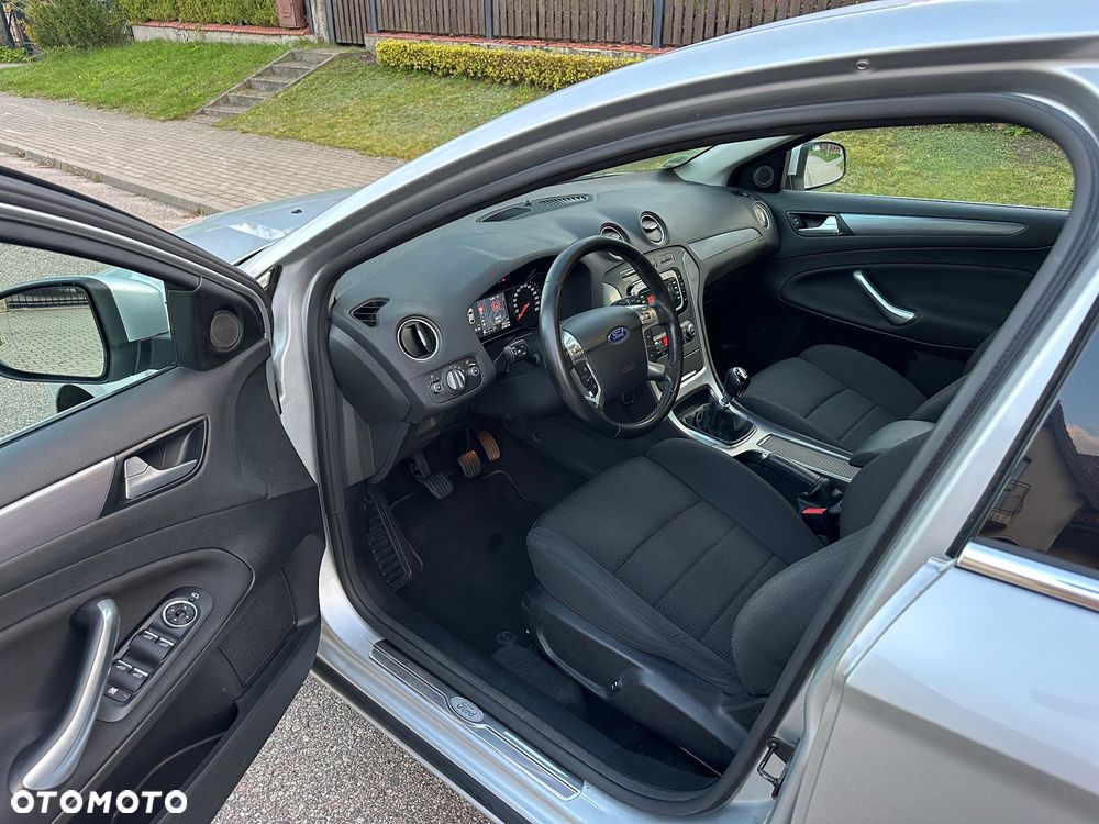 Ford Mondeo 2.0 TDCi Titanium X - 15