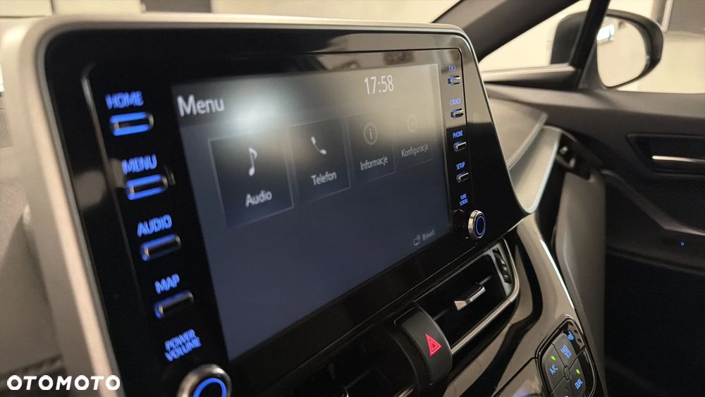 Toyota C-HR Flow - 18