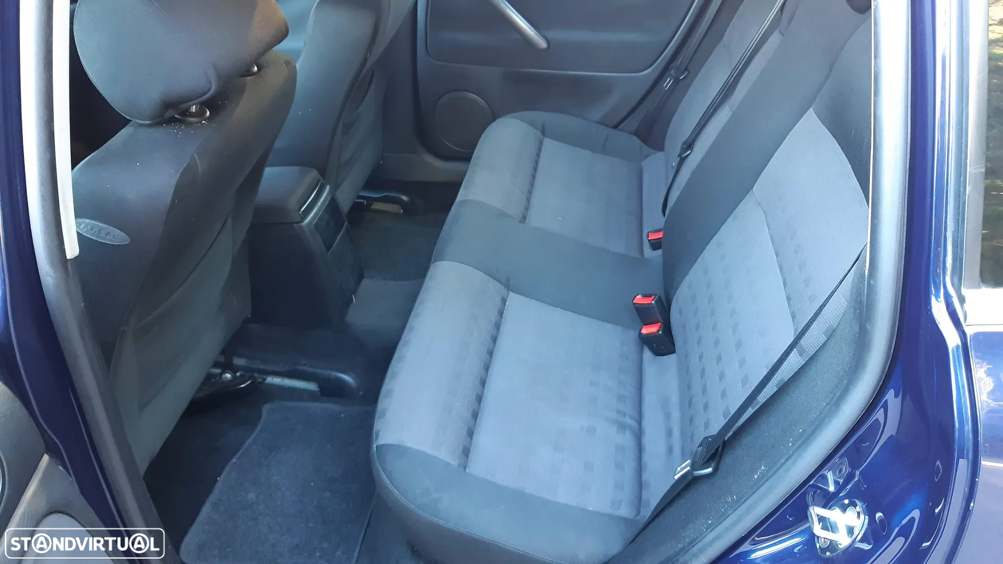 VW Passat 1.9 TDi Confortline - 6