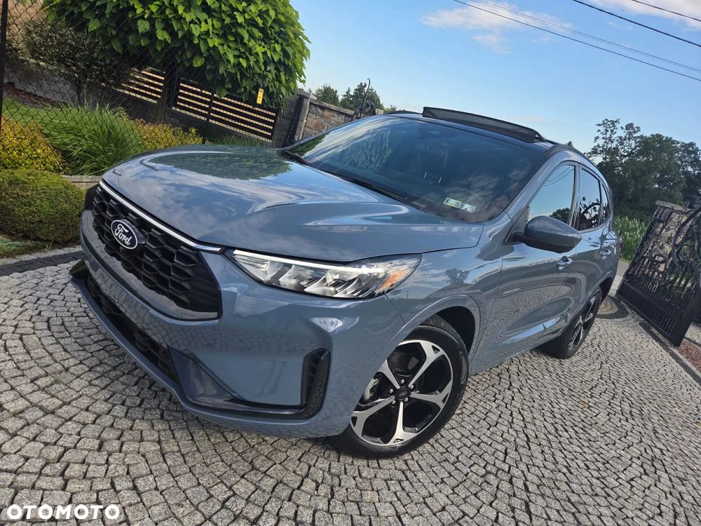 Ford Kuga 2.0 EcoBoost 4x4 Titanium - 34