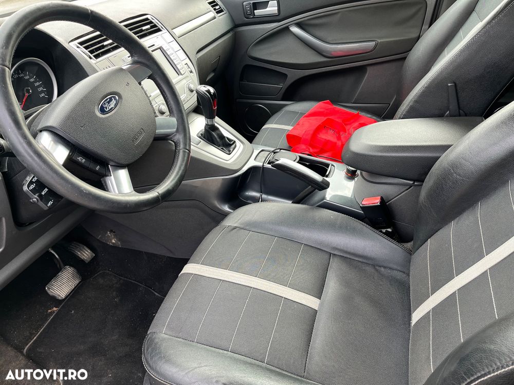 Ford Kuga 2.0 TDCi 4x4 Aut. Individual - 6