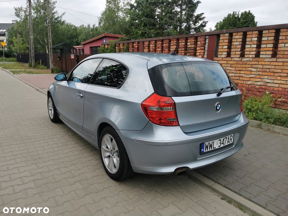 BMW Seria 1 116i - 4