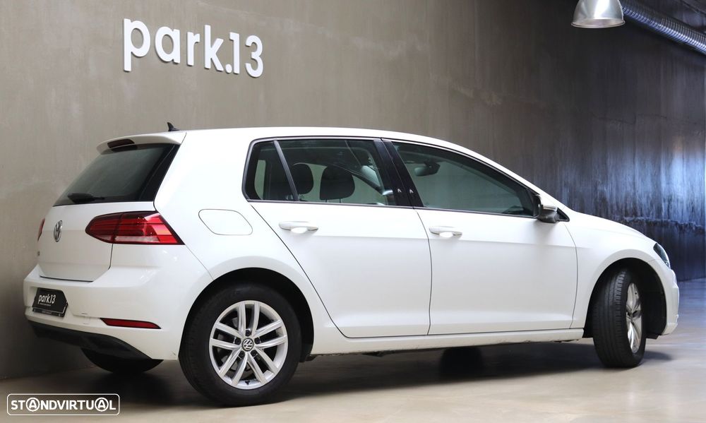 VW Golf 1.0 TSI Trendline Pack - 10