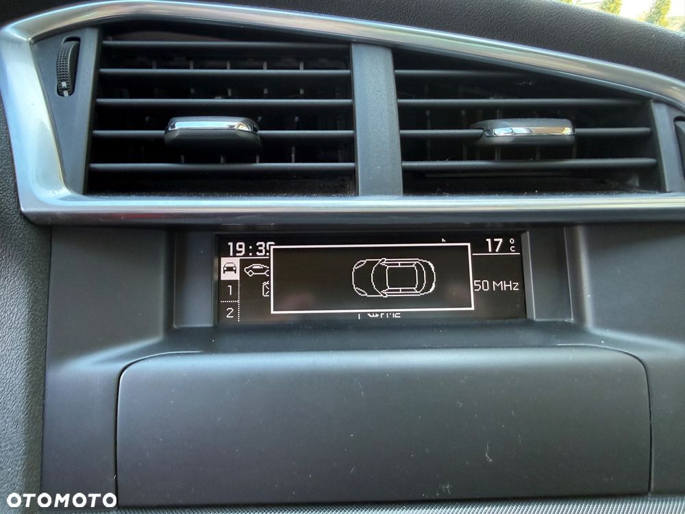 Citroën C4 VTi 120 Exclusive - 27