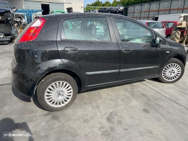 Para Peças Fiat Grande Punto (199_) - 2