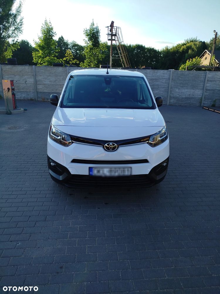 Toyota Proace City - 10